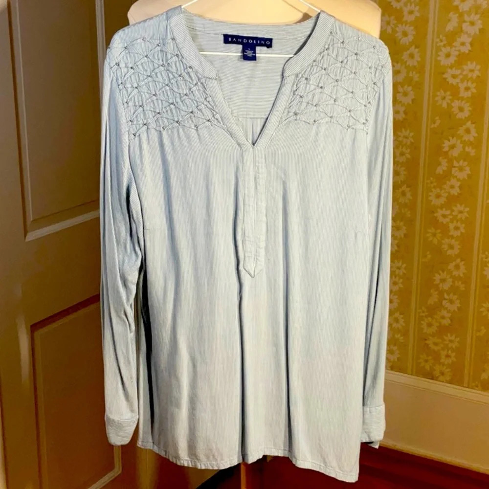 ‼️SALE 3/$25‼️ Bandolino 3/4 or long sleeve top